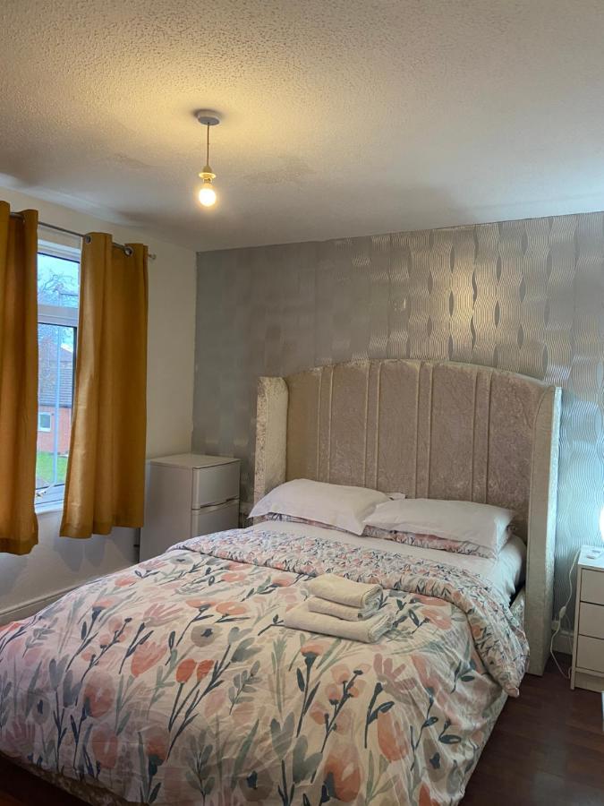 King Room In Warrington Exterior foto